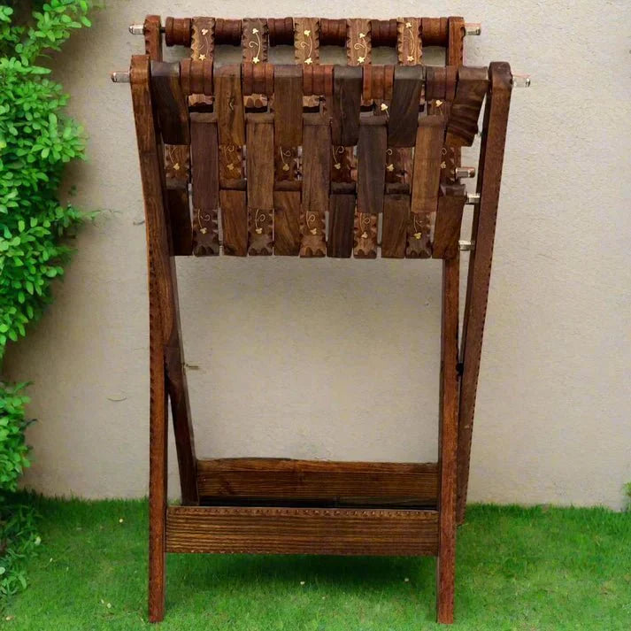 Handcrafted Wooden Foldable Stool - AlifdukanAlifdukan types here :)