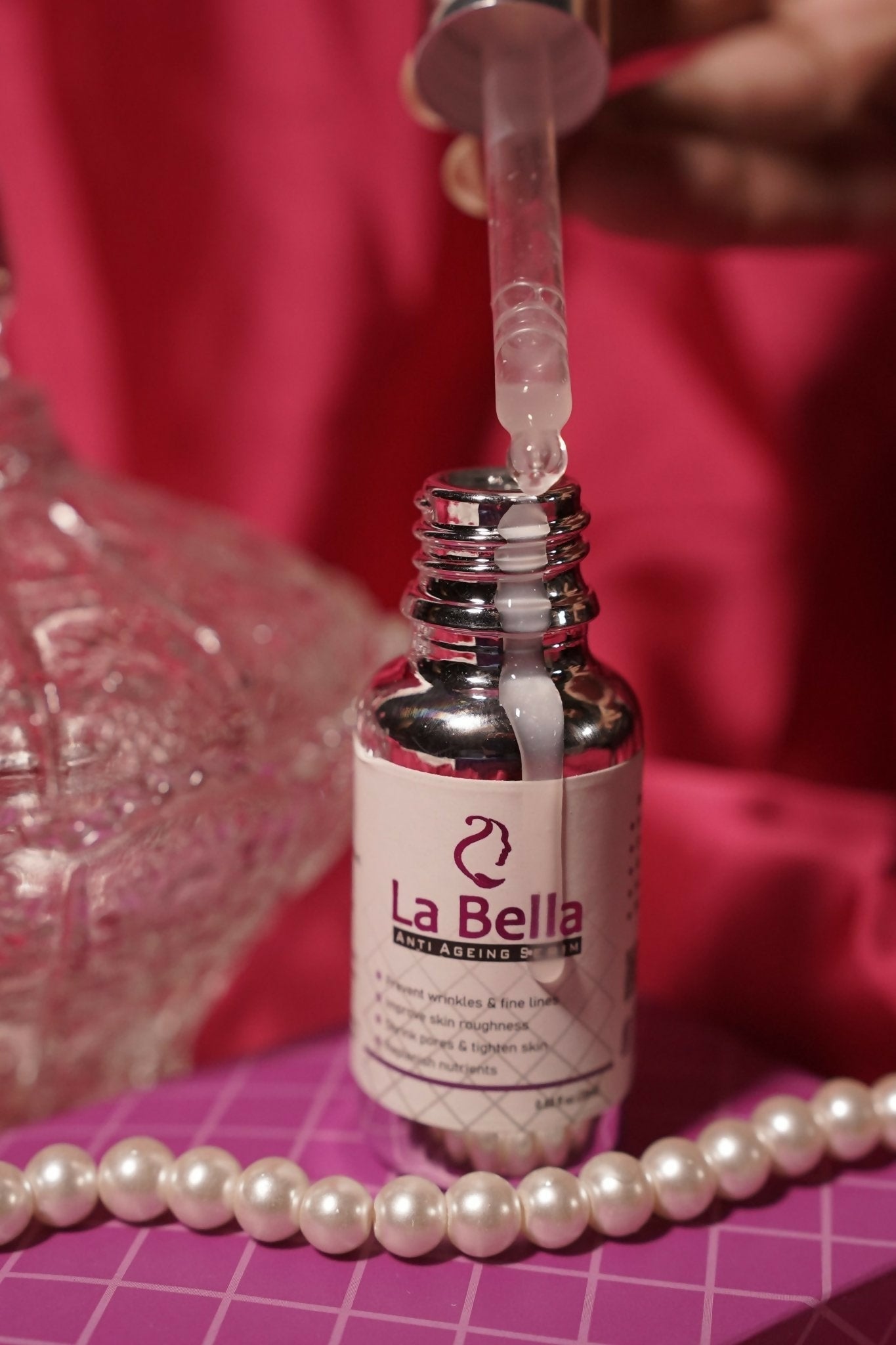 La Bella Anti - ageing Serum - AlifdukanRebel store types here :)